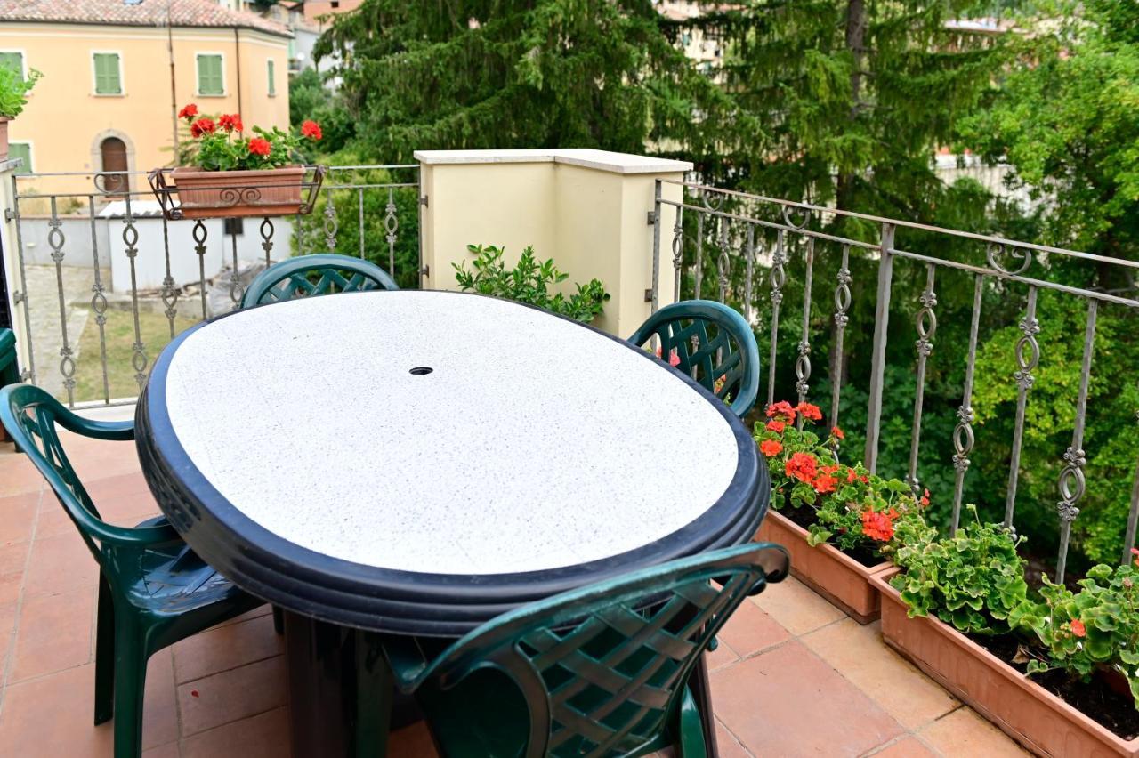Casa Valentina Apartment Ночера Умбра Екстериор снимка